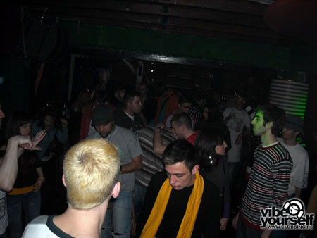 Blue moon party pt. 2, Ni&scaron;