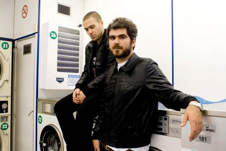 Juno u klubu Wash