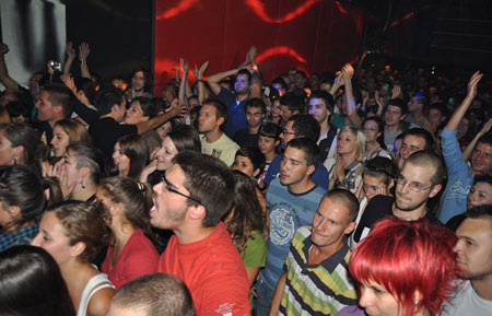 Atmosfera u Gun Clubu