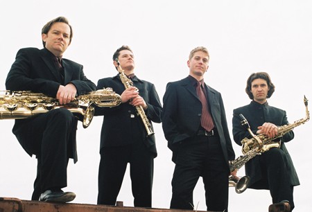 4 Saxess