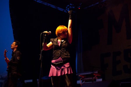 Vrooom, album Input na Exit etiketi, 2011