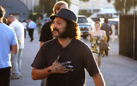Mr. Brainwash u akciji, 2011