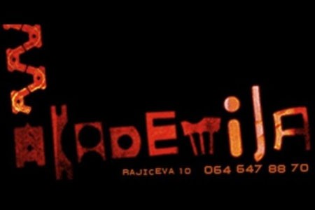 Klub Akademija pred zatvaranjem, 2011