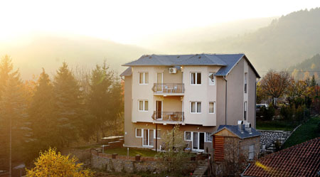 Vila Izvor