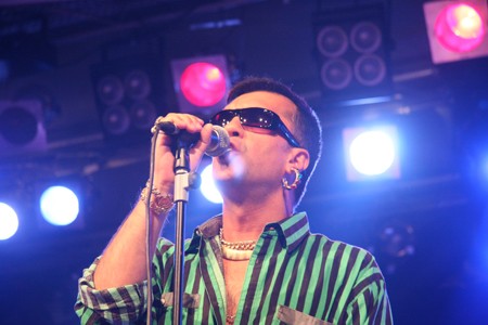 Elvis Jr. Kurtovich u klubu Gun klub