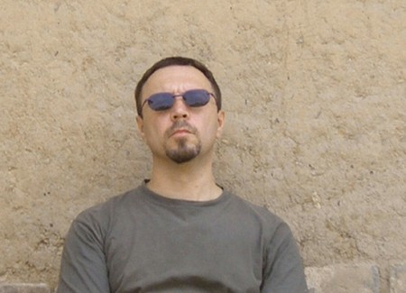 Upisi opis malim slovima koristeci italic