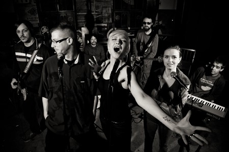 Elemental i Nipplepeople u Barutani!