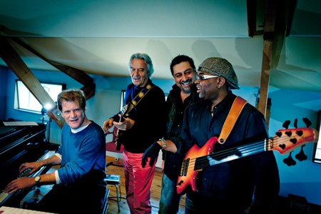 John McLaughlin & 4th Dimension 6. novembra u Domu Sindikata