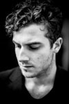 Nicolas Jaar za novi Apgrade 13. novembra