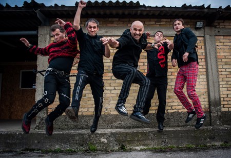 Pank-rock spektakl u Magacinu Depo!